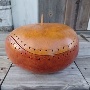VTG Handcrafted Apple Shape Gourd Bowl Trinket Container Decor- 8.5"